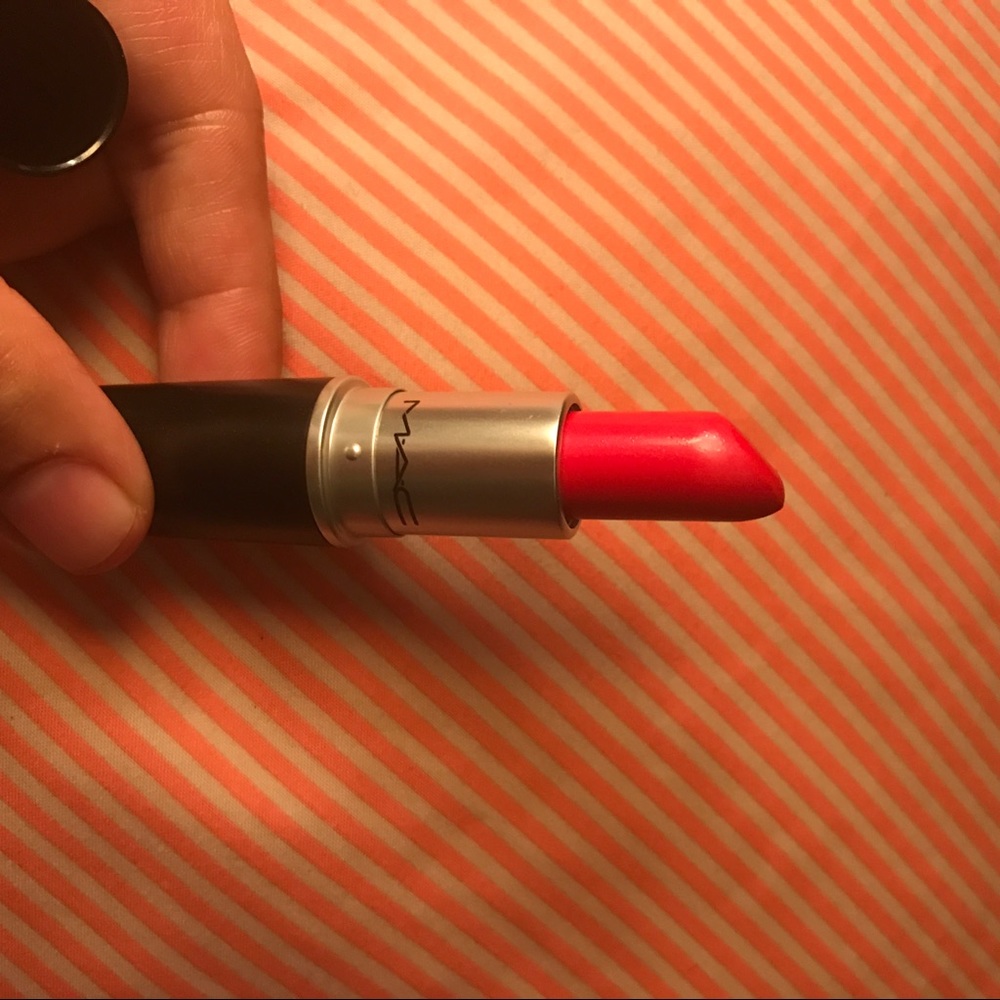 Mac Full Lipstick.  in "Fusion Pink"